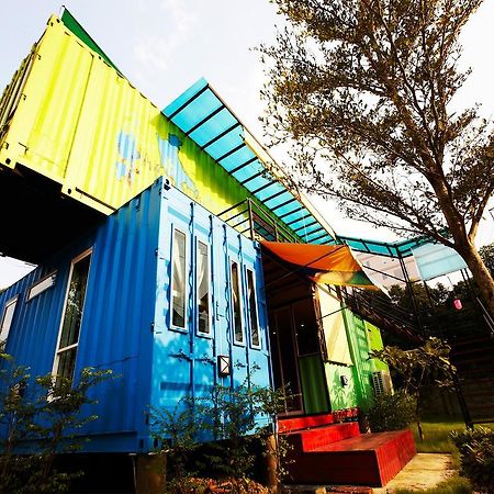Wh Hostel Бангкок Экстерьер фото
