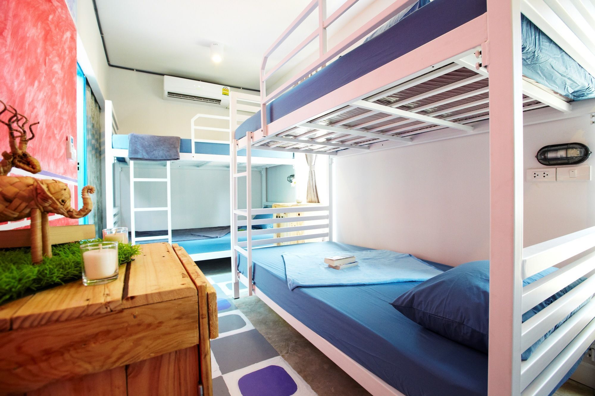 Wh Hostel Бангкок Экстерьер фото