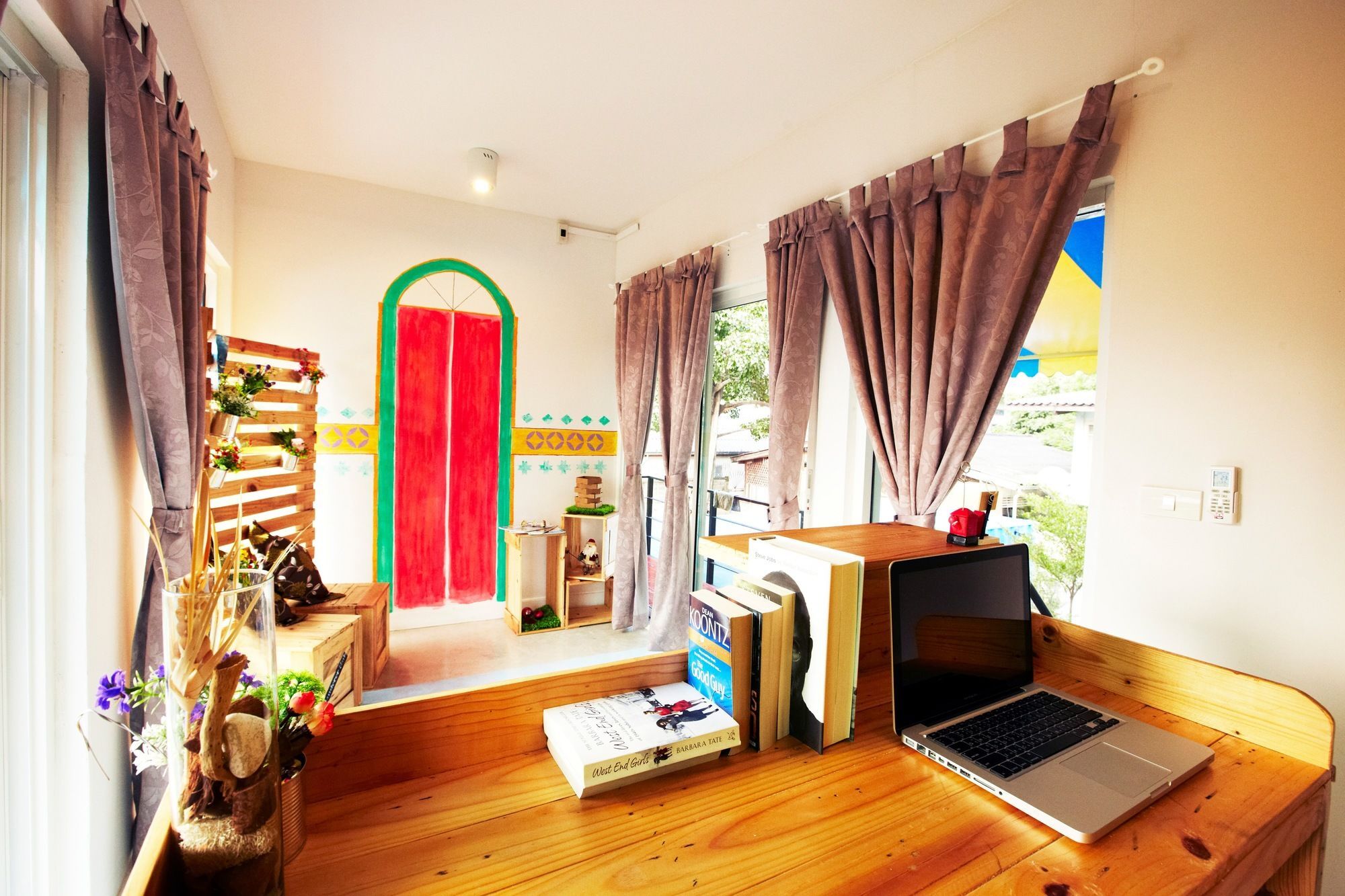 Wh Hostel Бангкок Экстерьер фото